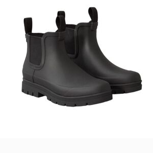 Everlane rainboot